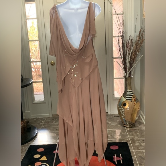 MaxAzria Runway Collection Dresses & Skirts - “The goddess gown”vintage, MaxAzria RUNWAY COLLECTION, 100% Silk Chiffon S4